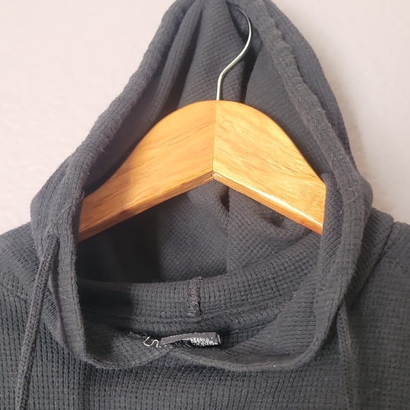Modern Culture Black Hooded Top - Picture 3 of 3